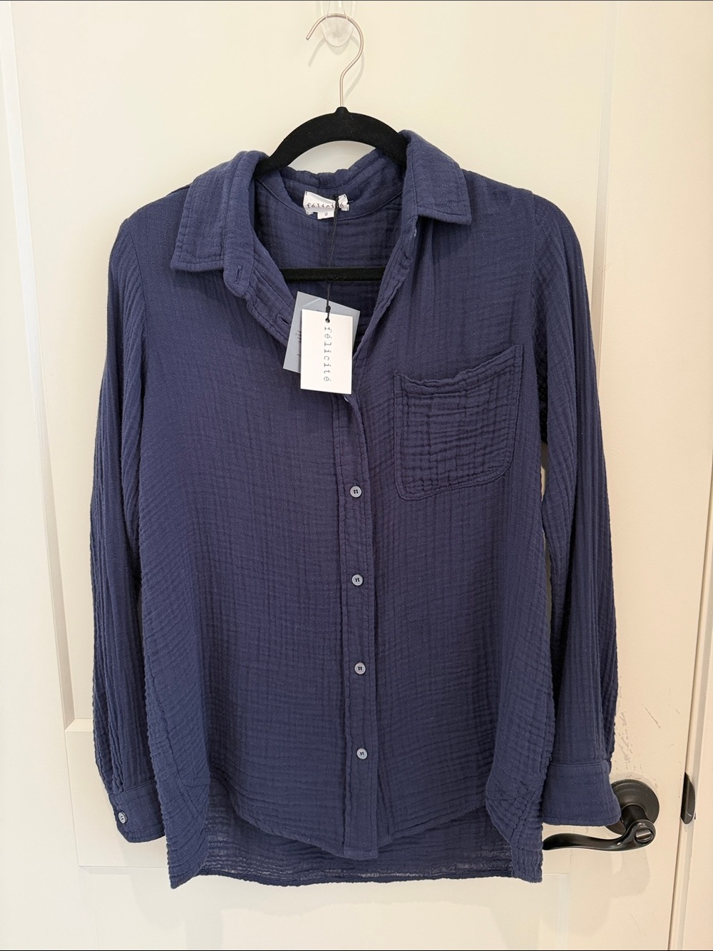 NWT - Felicite Navy Boyfriend Cotton Button-Down Shirt - Picture 4 of 7